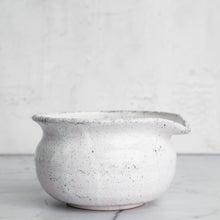 Load image into Gallery viewer, Pouring Matcha Bowl - Matcha Oishii